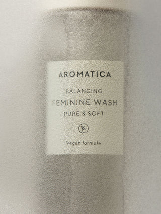 aromatica Pure and Soft Feminine Wash